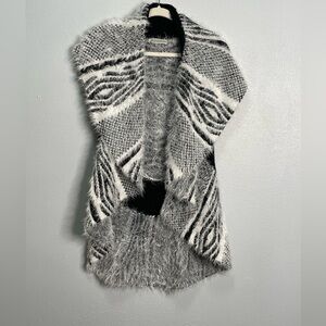 Liquid by Sioni black and white eye lash cardigan